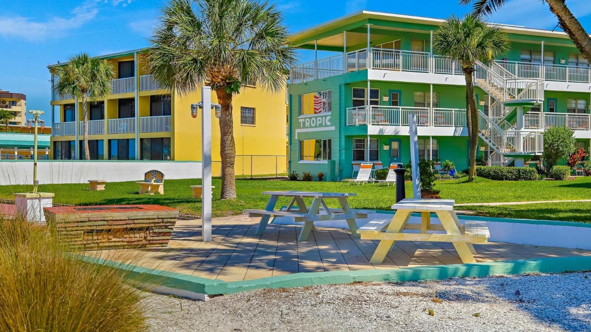 Tropic Terrace Hotel St. Pete Beach Exterior photo